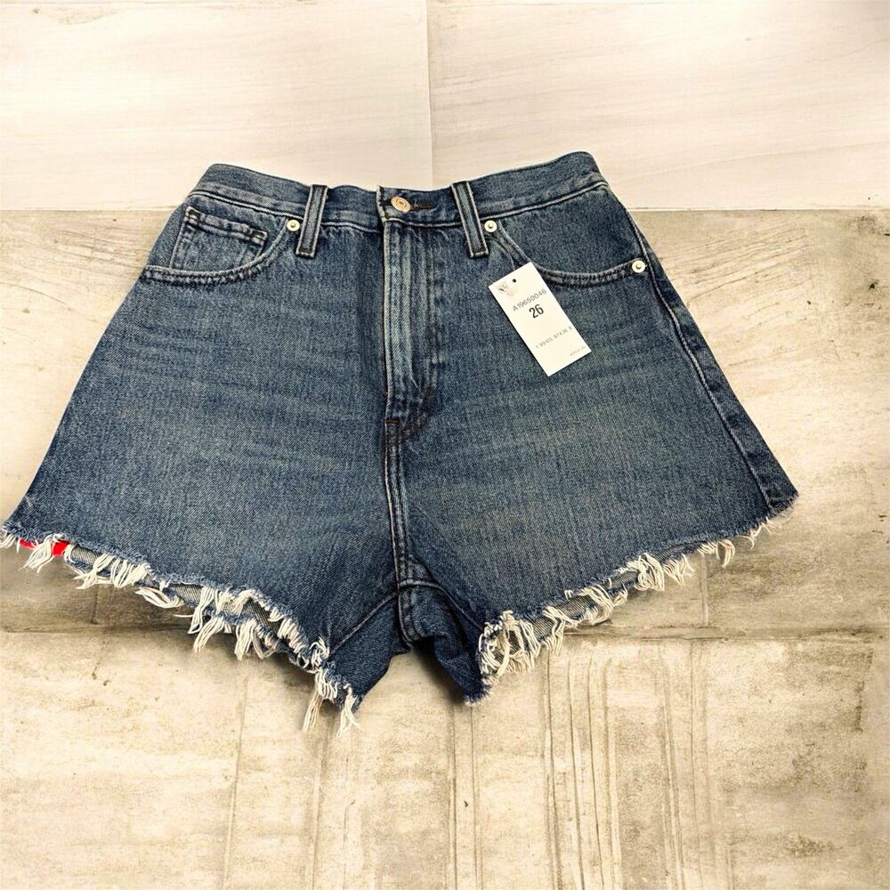 Levi's Women's High Rise Mom Shorts Size 26 Blue Denim Cutoff Raw Hem